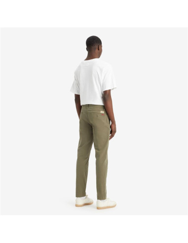 Pantalón Levi´s® chino standard verde