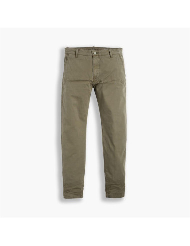 Pantalón Levi´s® chino standard verde