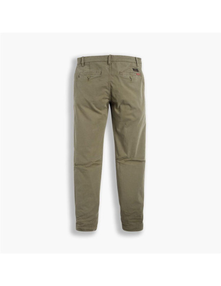 Pantalón Levi´s® chino standard verde