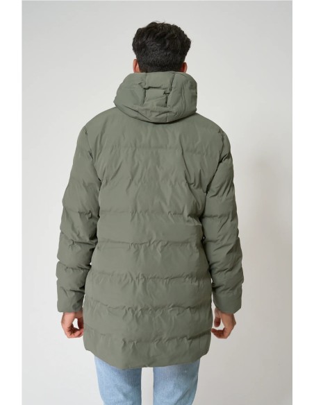 Abrigo puffy o chubasquero Batela 100% impermeable con capucha MULLED BASIL