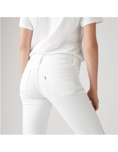 314 Levi's® Shaping Straight Jeans