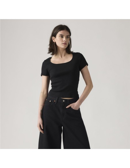 Camiseta Levi´s® Essential Square Neck negro